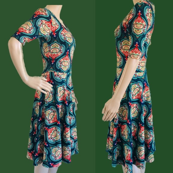 LuLaRoe Nicole Fit & Flare Dress Size Small - Picture 4 of 6